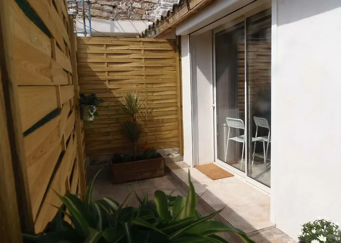 Apartment Joli Mazet Entre Montpellier Et Nimes Aimargues